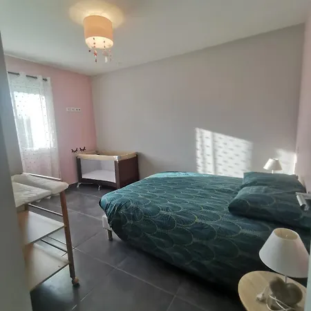 Maison Familiale Avec Piscine 펜션